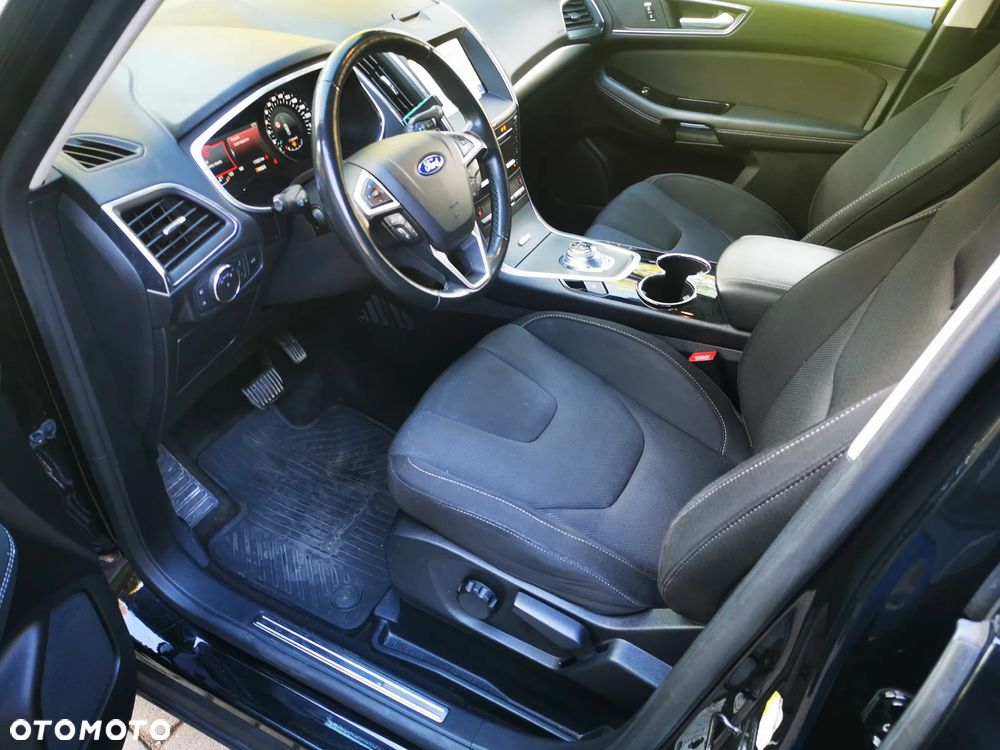 Ford S-Max 2.0 EcoBlue Titanium - 20