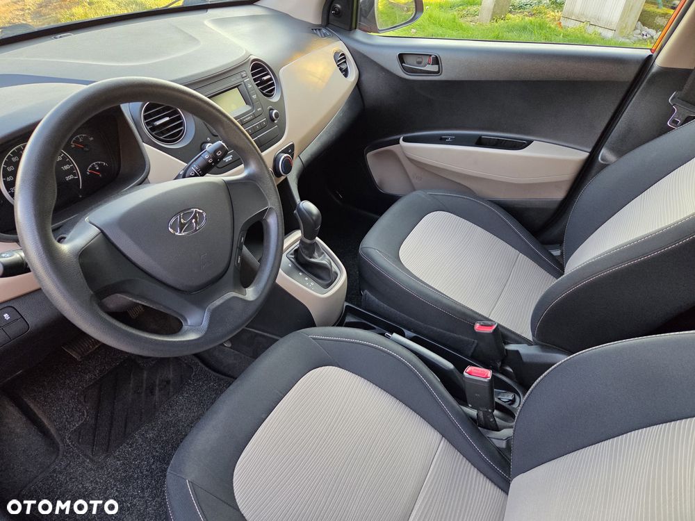 Hyundai i10 1.0 Automatik Passion - 22