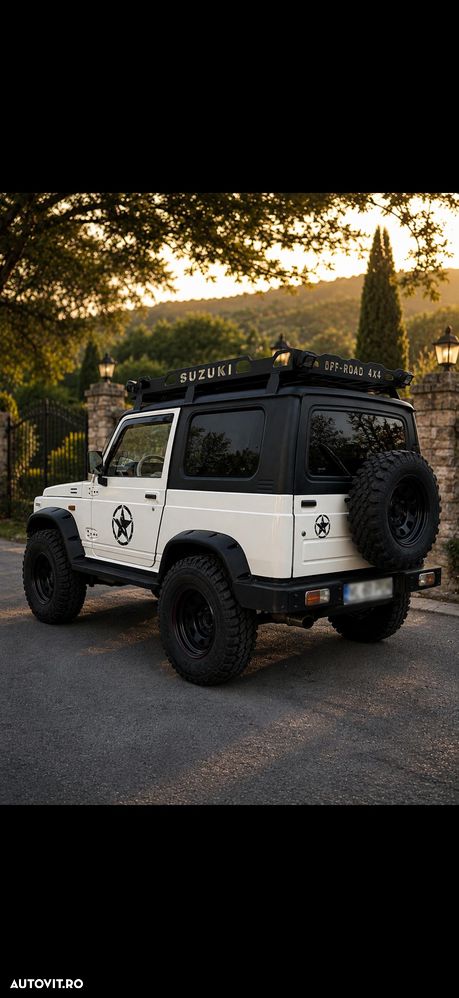 Suzuki Samurai - 2