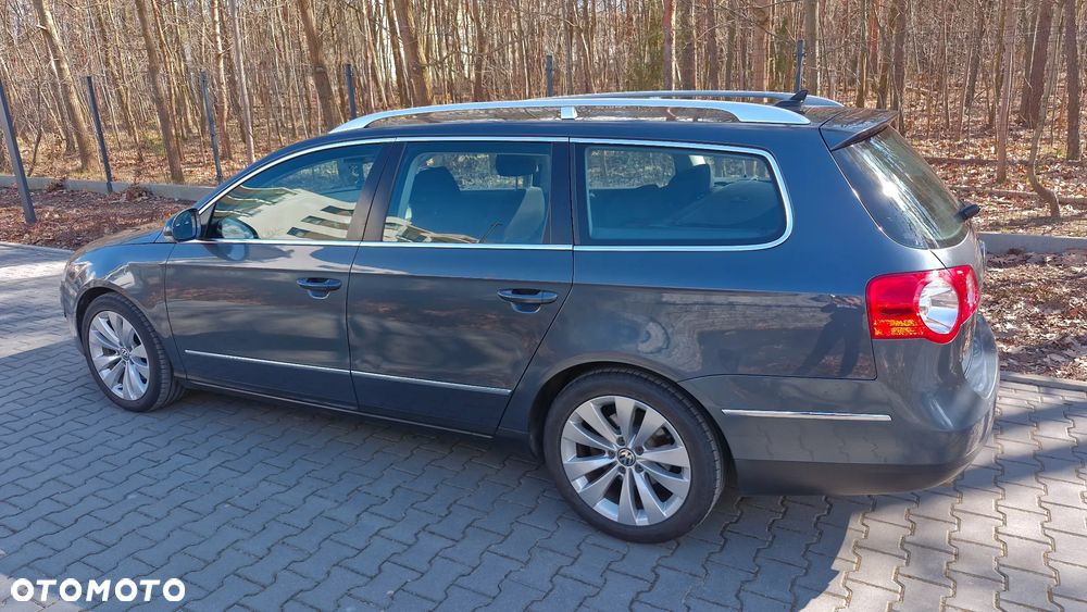 Volkswagen Passat 2.0 TDI DPF Sportline - 8