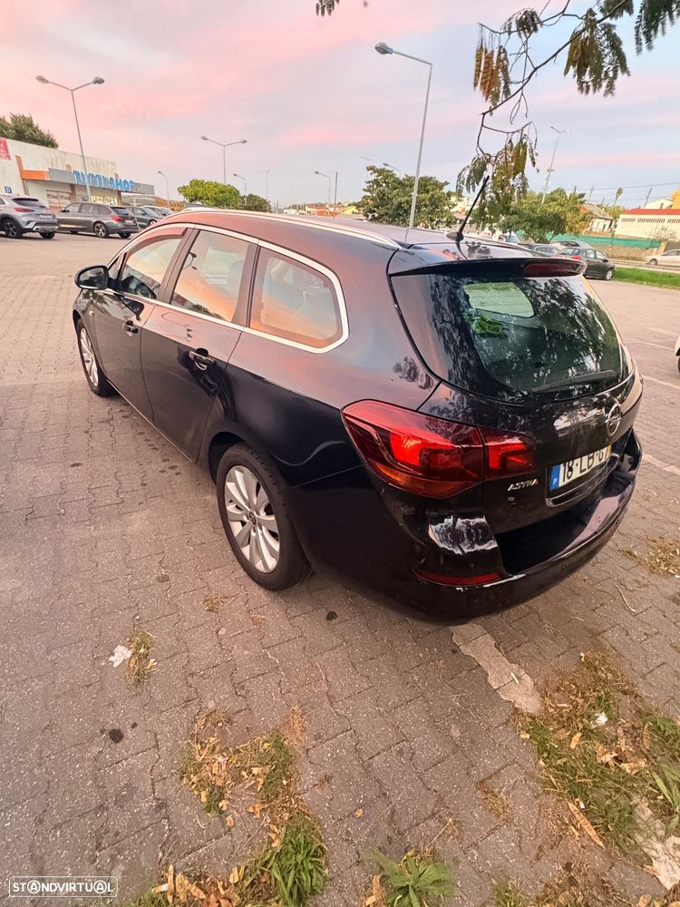 Opel Astra 1.7 CDTi Cosmo - 5