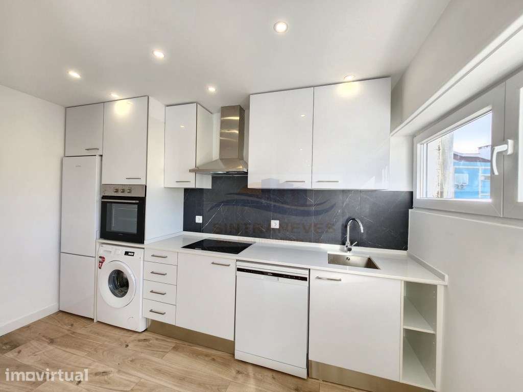 T2 com terraço totalmente remodelado | Amadora - Grande imagem: 2/20