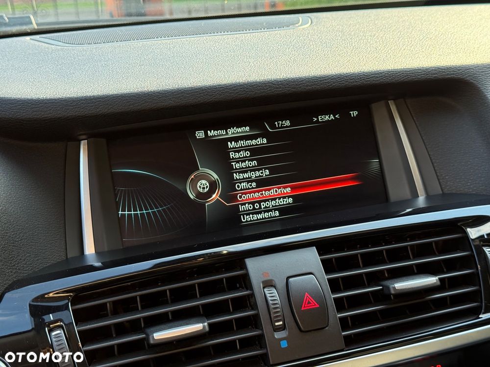 BMW X4 xDrive20d xLine - 32