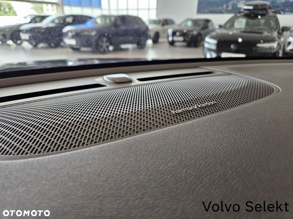 Volvo XC 40 - 12