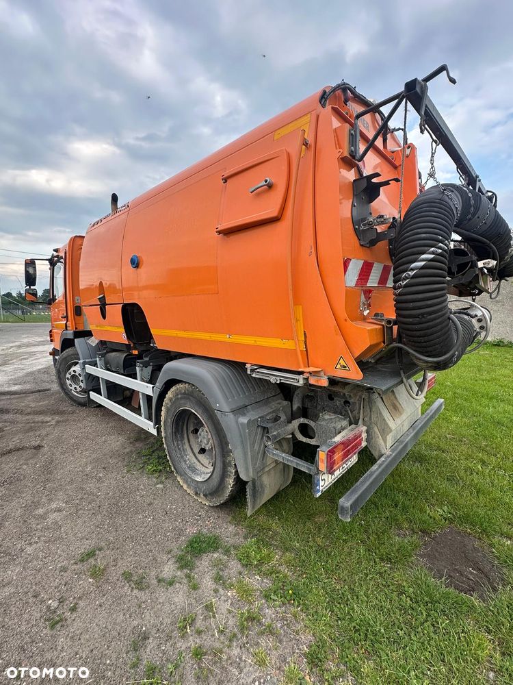 Mercedes-Benz ATEGO - 5