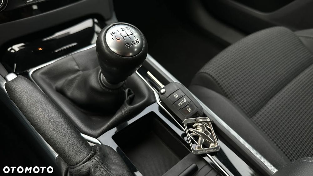 Peugeot 508 2.0 BlueHDi Allure S&S - 29