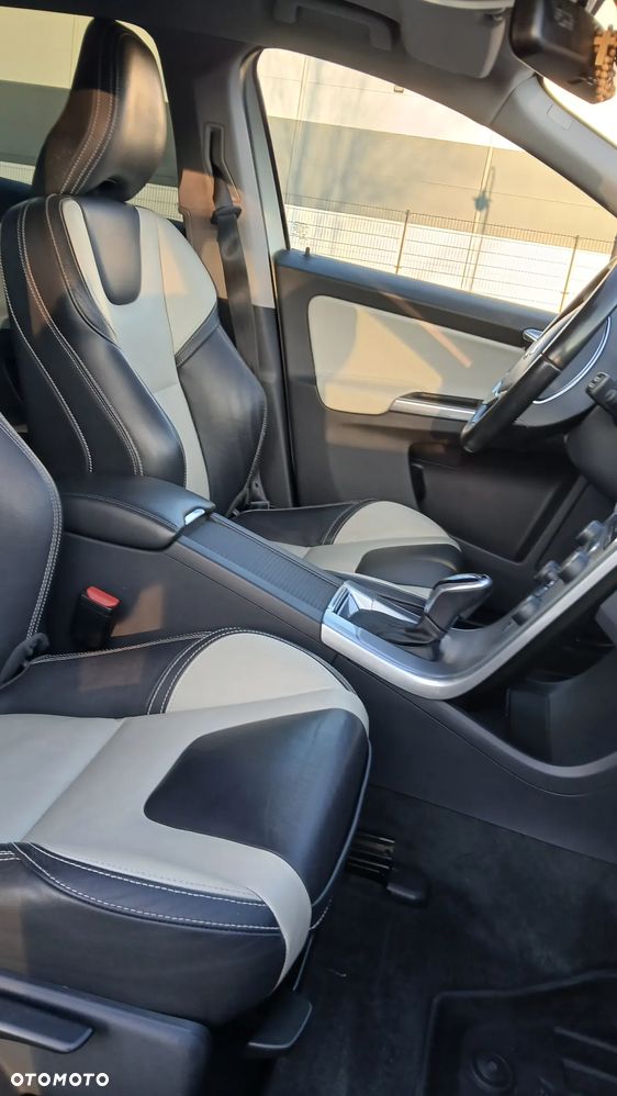 Volvo XC 60 D3 Drive-E Kinetic - 6