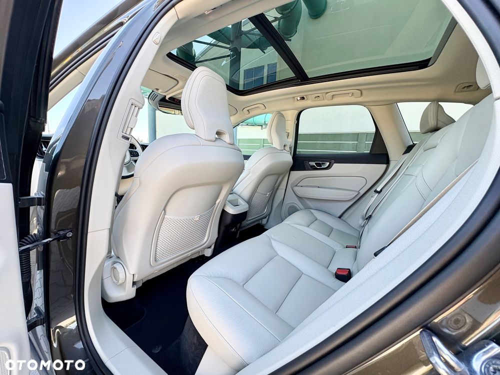 Volvo XC 60 D3 Summum - 24