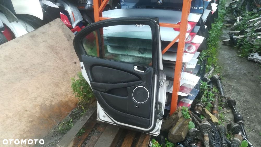 DRZWI LEWY TYŁ JAGUAR X-TYPE 01- SEDAN