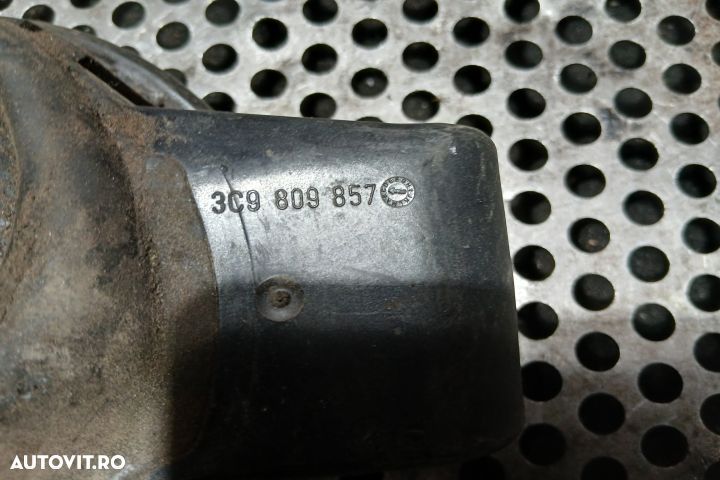 Usita rezervor 3C9809857 3C9809857 Volkswagen VW Passat B6 [2005 - 20 - 3