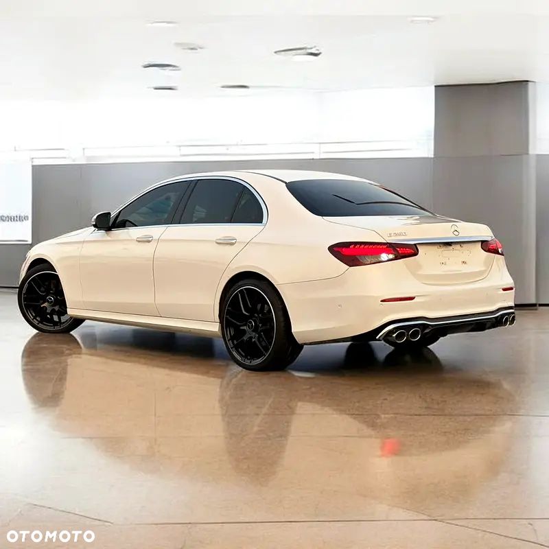 Mercedes-Benz Klasa E 250 9G-TRONIC AMG Line - 3