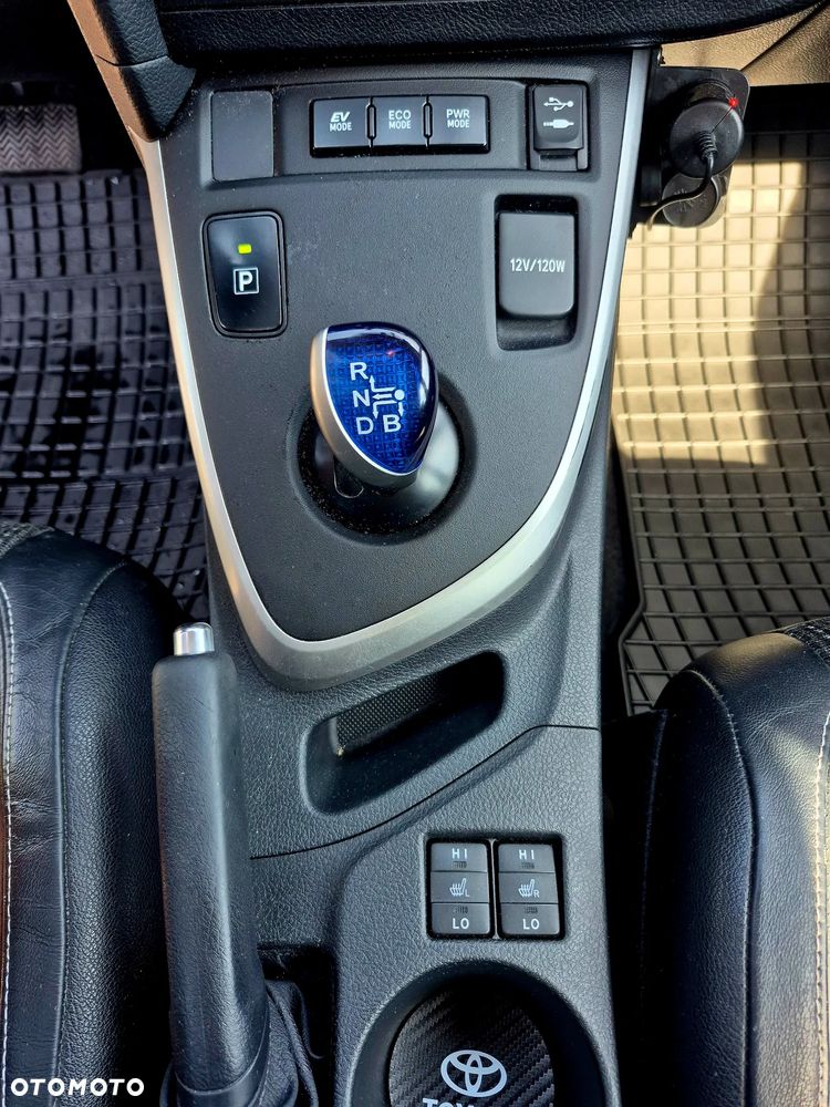 Toyota Auris - 16