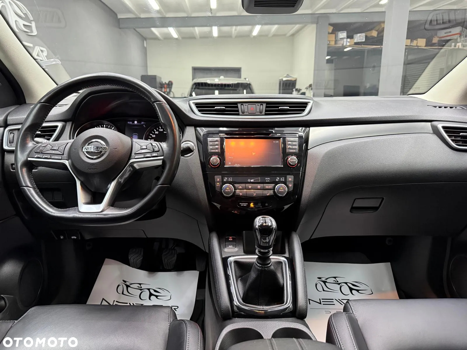 Nissan Qashqai 1.3 DIG-T TEKNA - 15