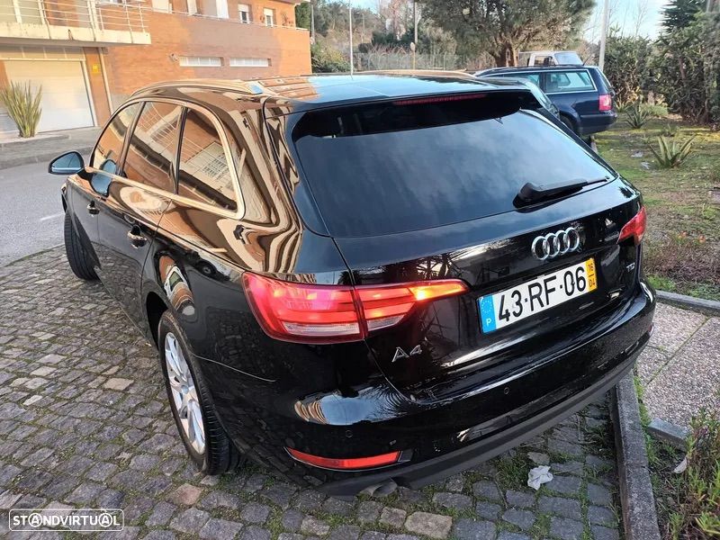 Audi A4 Avant 2.0 TDI Advance - 18
