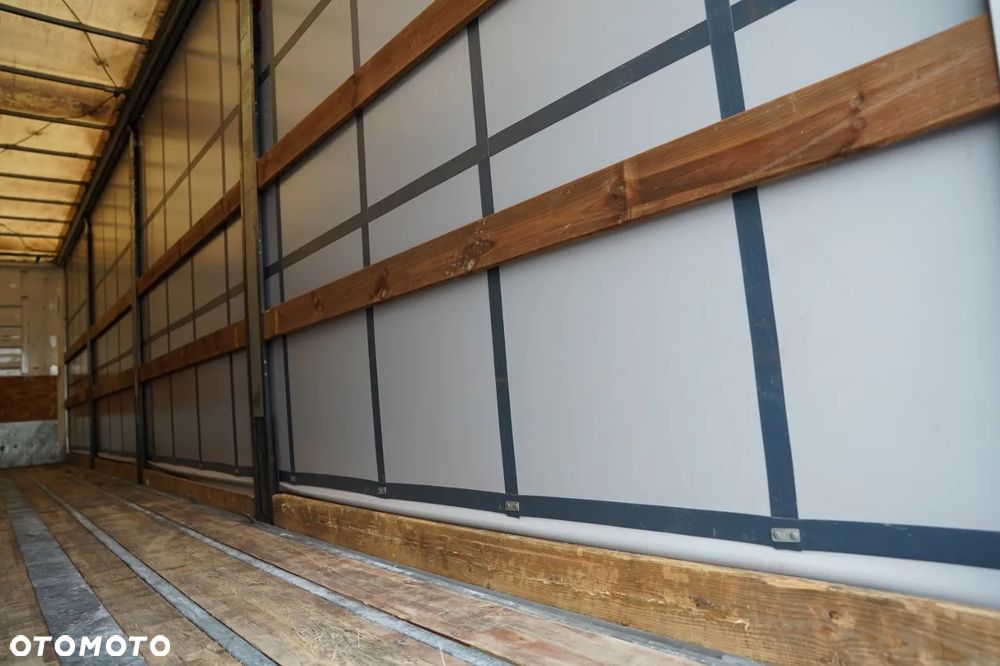 Fruehauf FIRANKA  11 M / OŚ SKRĘTNA / BLIŹNIAK / ZAWIESIE NA WÓZEK / MOCNA PODŁOGA - 18