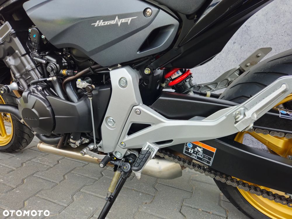 Honda CB - 15