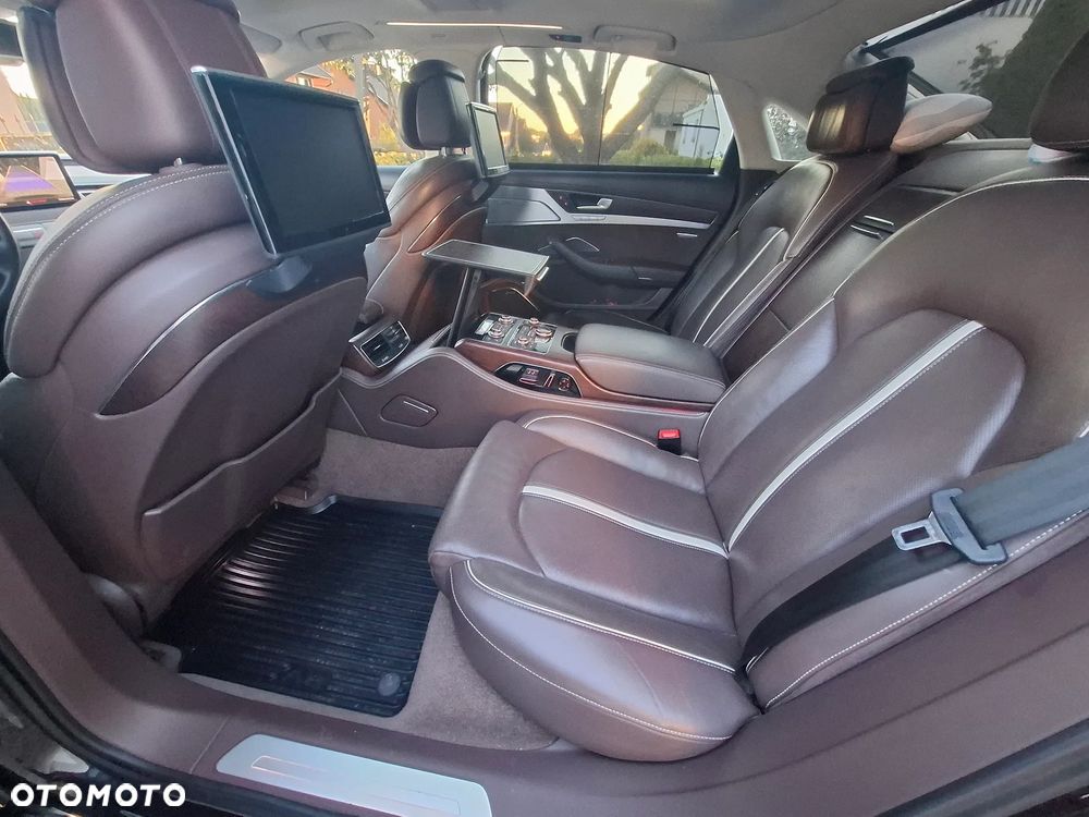 Audi A8 4.2 TDI L Quattro - 15