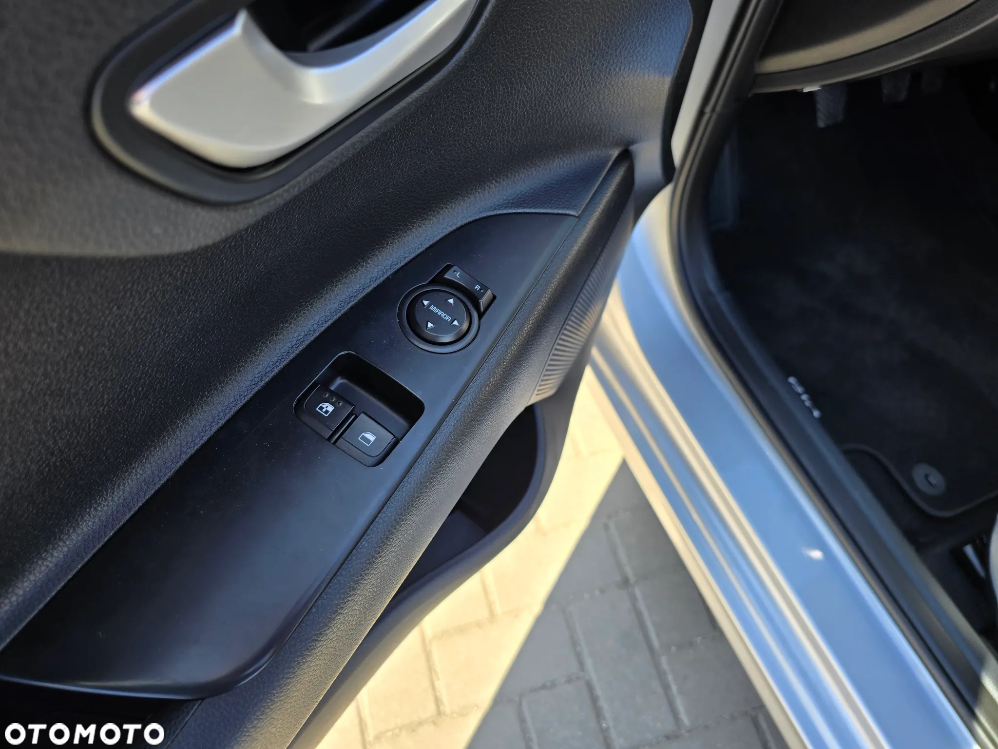 Kia Rio - 22