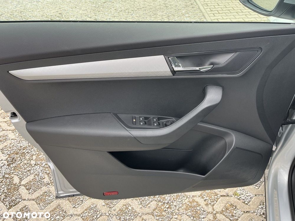Skoda Karoq 1.5 TSI ACT Selection DSG - 11