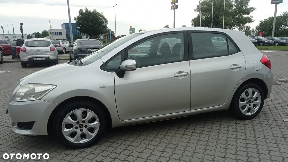 Toyota Auris 1.6 VVT-i Premium MM - 22