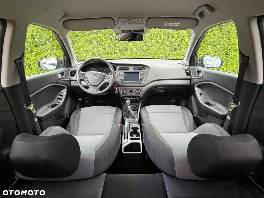 Hyundai i20 1.2 YES Plus - 23