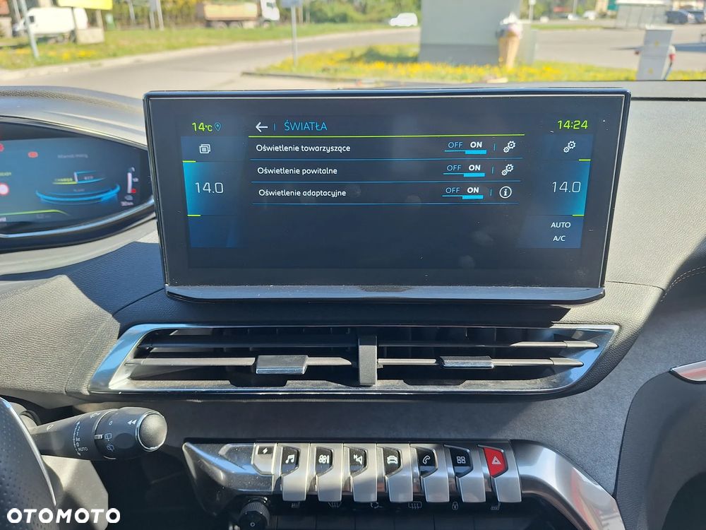 Peugeot 3008 225 e-EAT8 GT - 22