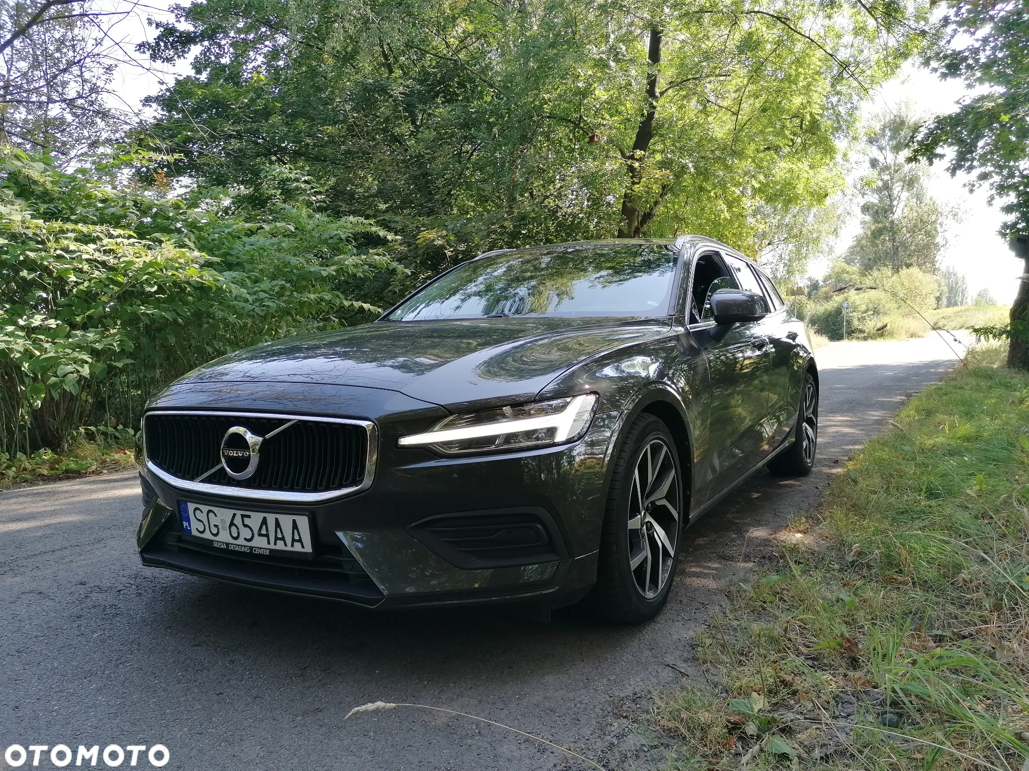 Volvo V60 T4 Momentum - 4