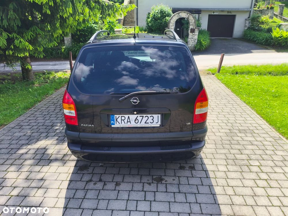 Opel Zafira 1.8 16V Elegance - 6