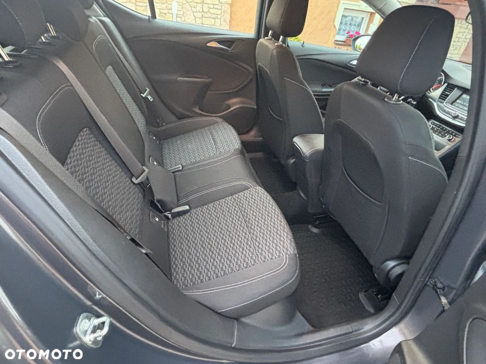 Opel Astra 1.4 Turbo Cosmo - 22