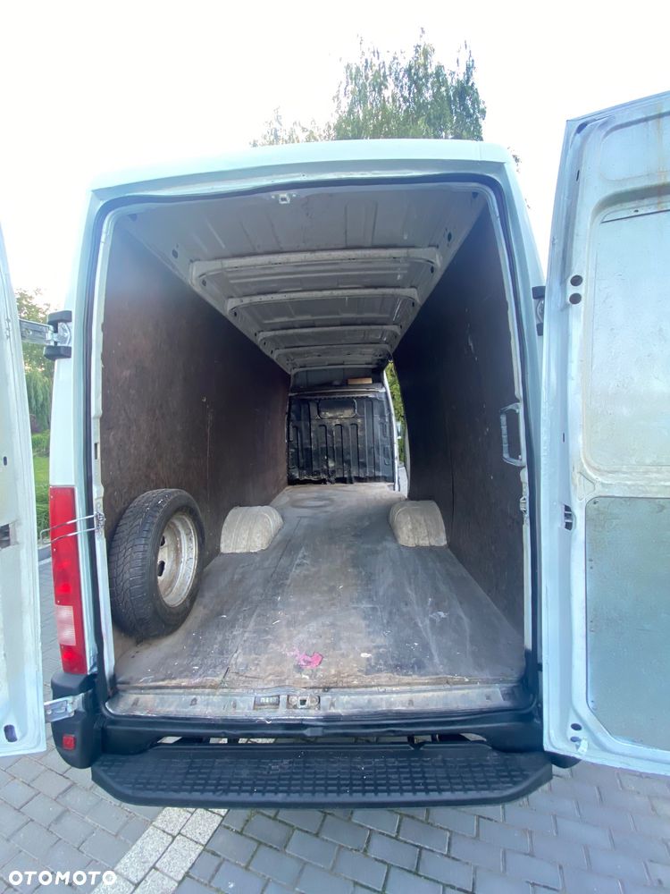 Iveco Daily 35C14 HPI - 12