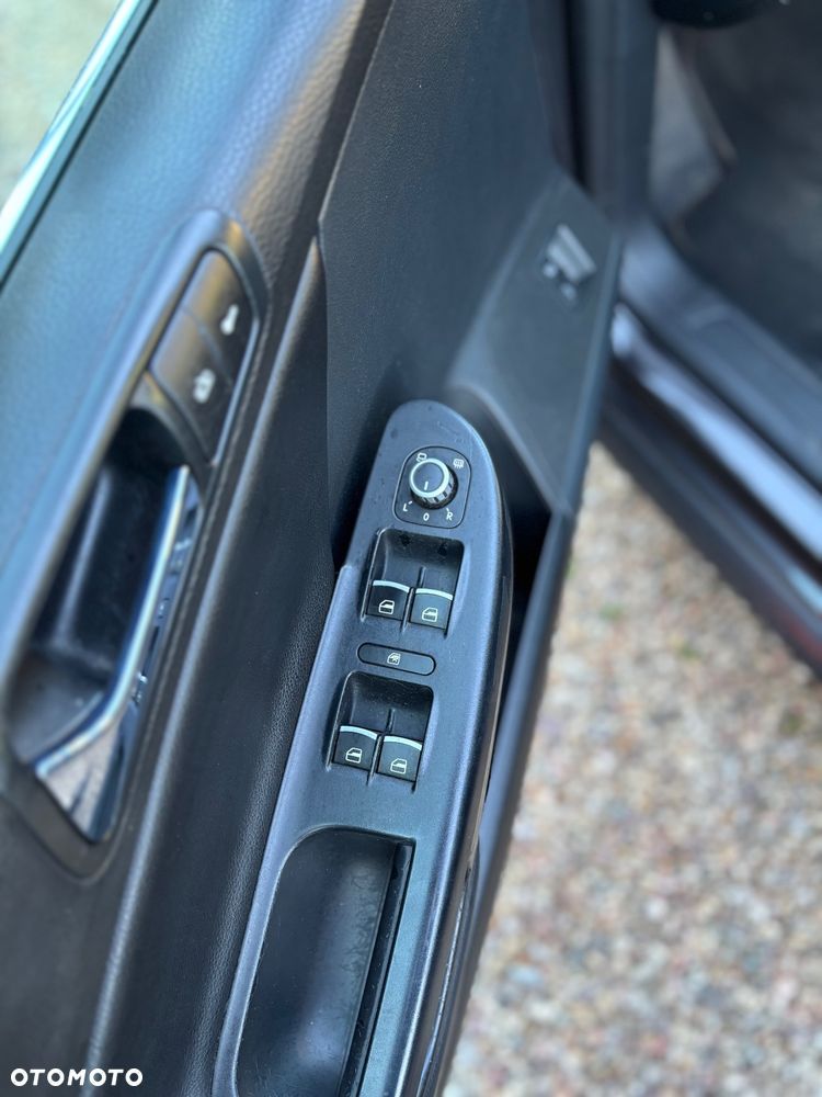 Volkswagen Passat 2.0 TDI 4Mot Highline - 11