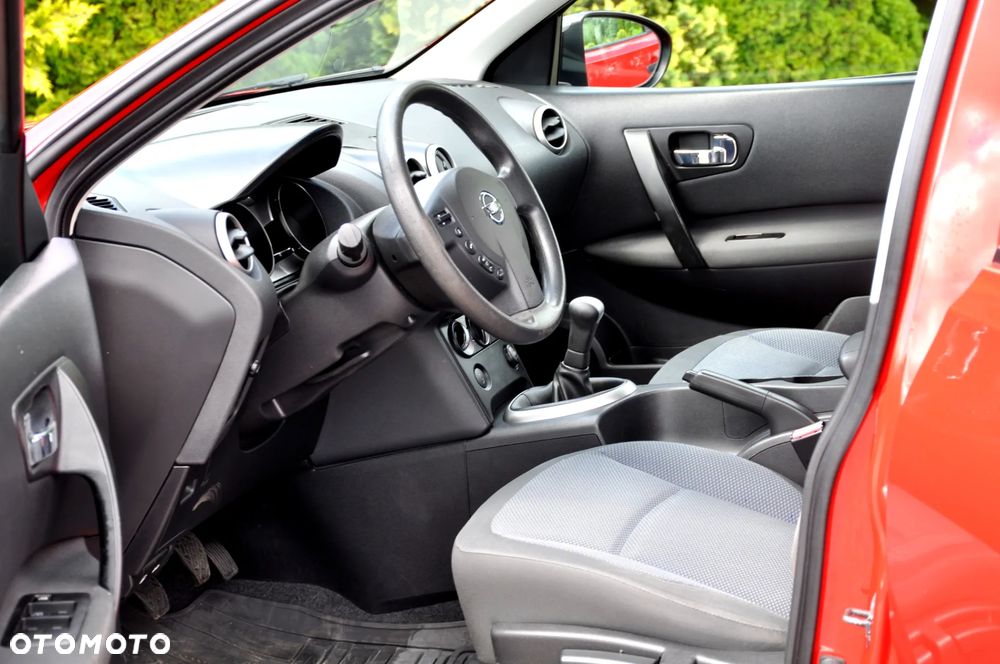 Nissan Qashqai 1.6 Visia - 30