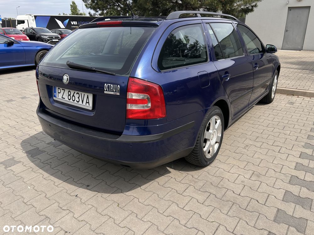 Skoda Octavia 2.0 TDI DPF Elegance - 7