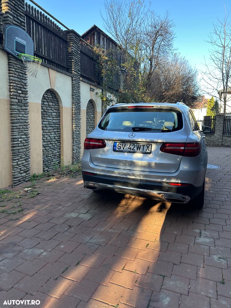 Mercedes-Benz GLC 250 d 4MATIC 9G-TRONIC Exclusive - 11