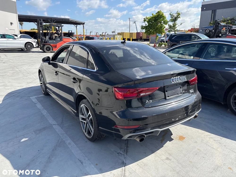 Audi A3 Limousine 2.0 TFSI quattro S tronic design - 24