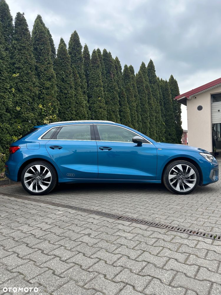 Audi A3 Sportback 35 TFSI S tronic S line - 4