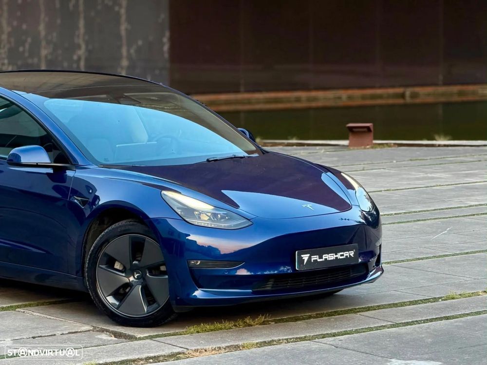 Tesla Model 3 - 48