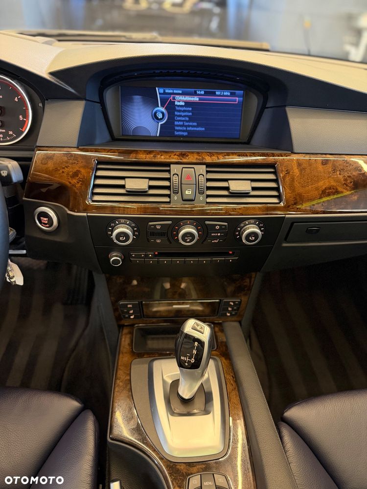 BMW Seria 5 530xd Edition Sport - 22