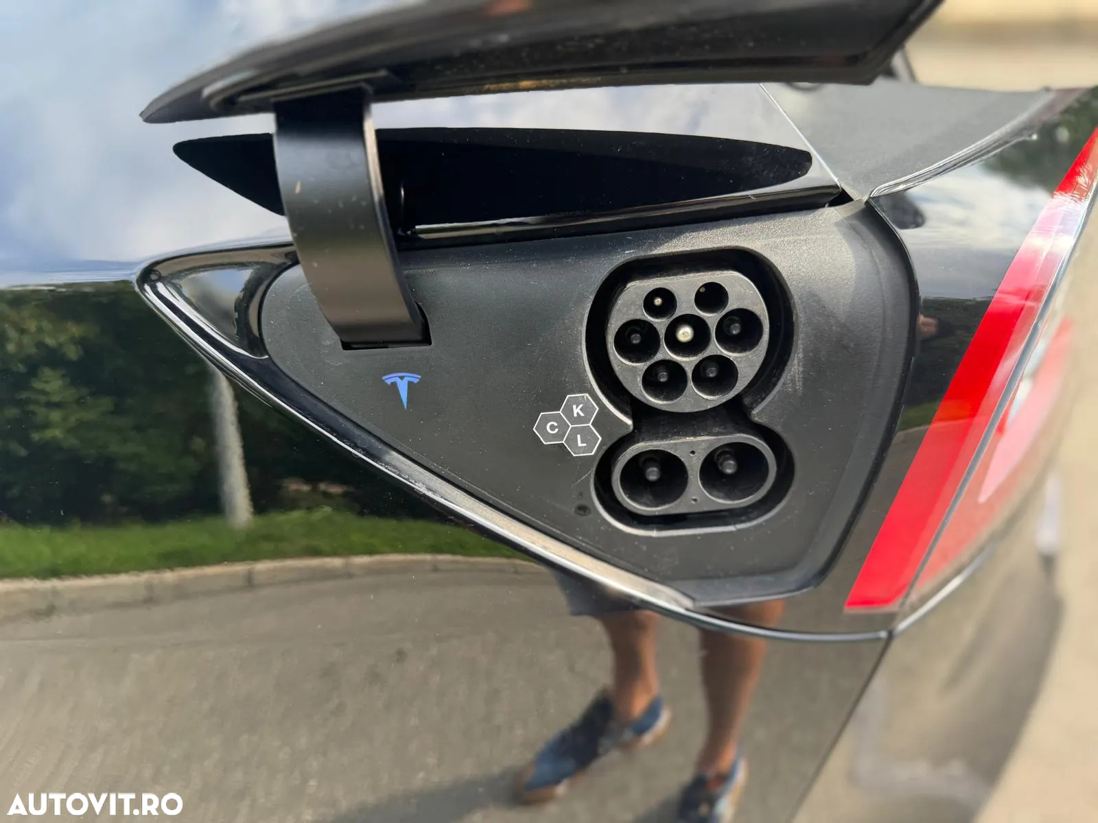 Tesla Model Y RWD - 11
