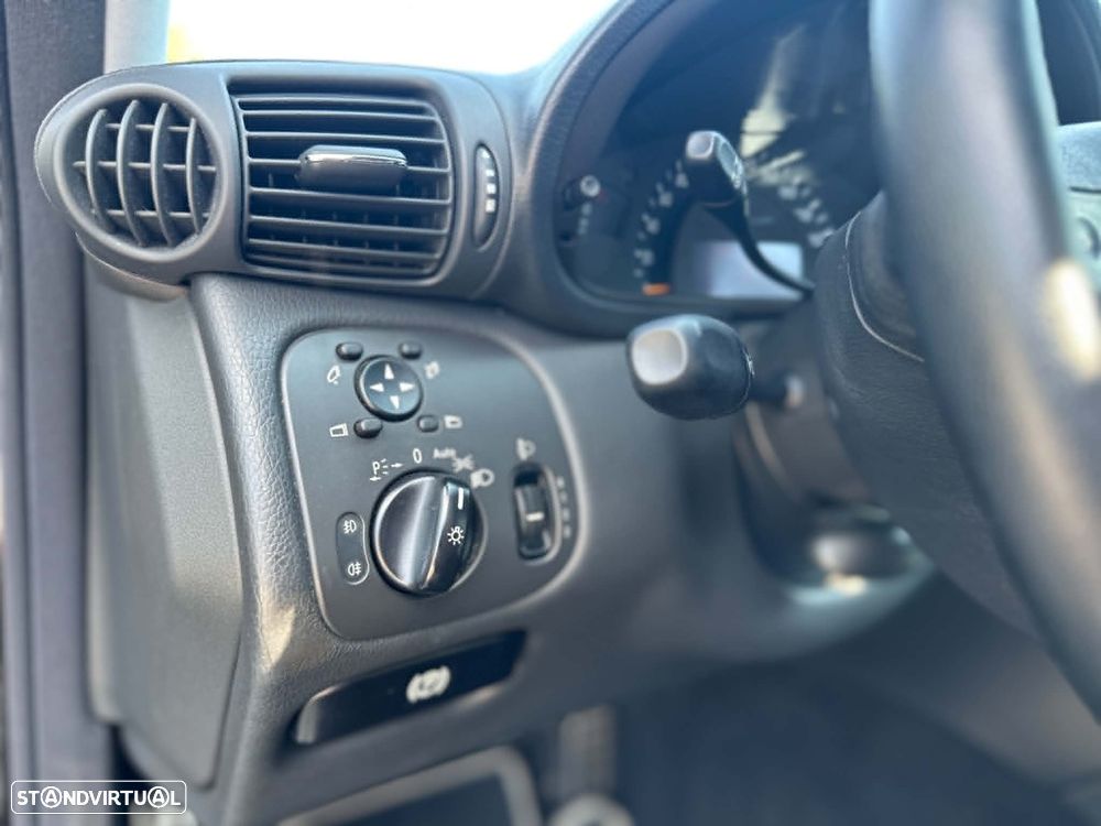 Mercedes-Benz C 220 CDi Avantgarde - 11