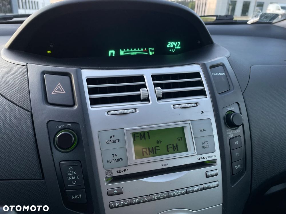 Toyota Yaris 1.3 Luna - 40
