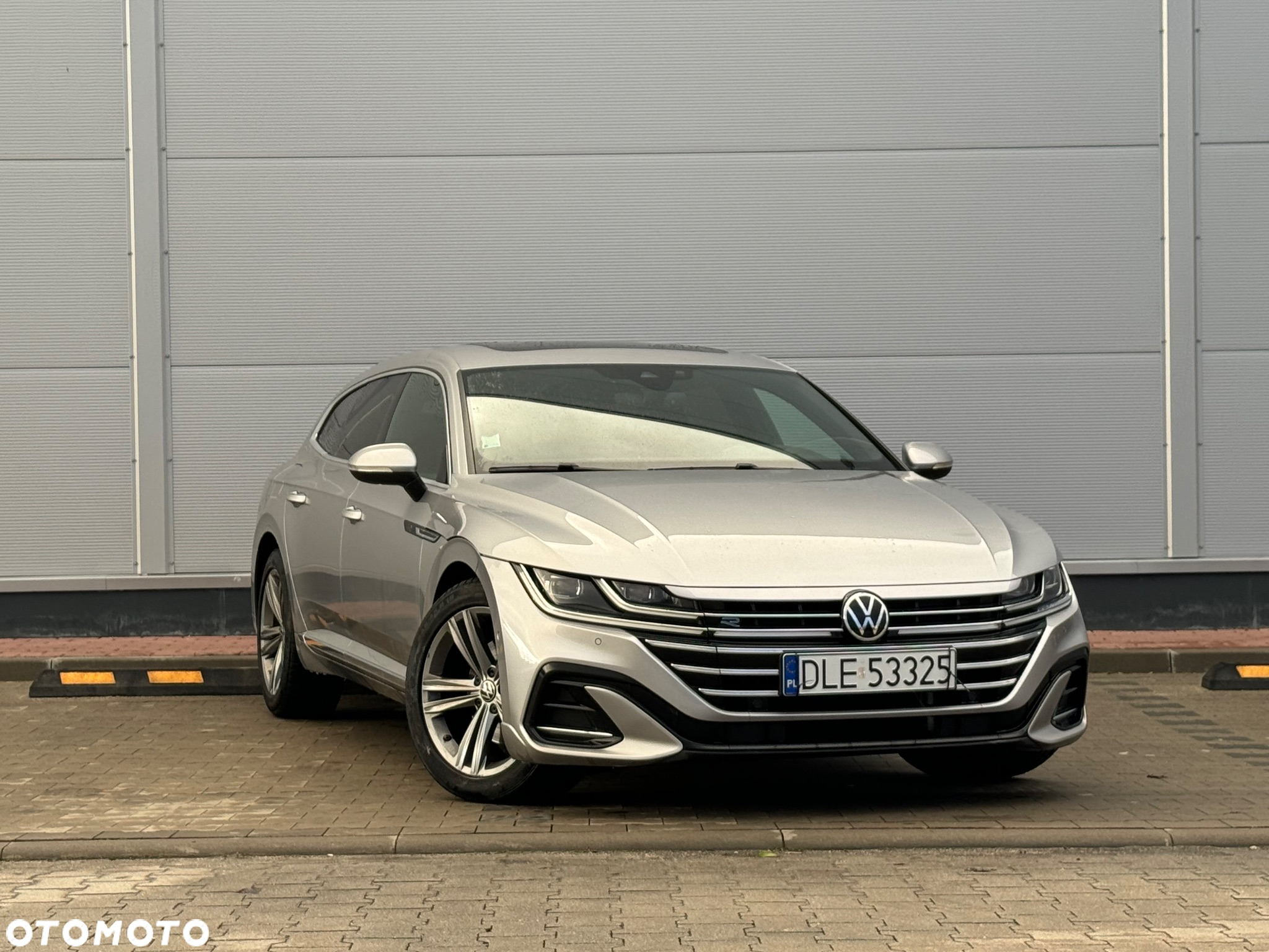 Volkswagen Arteon 2.0 TDI SCR R-Line DSG - 32