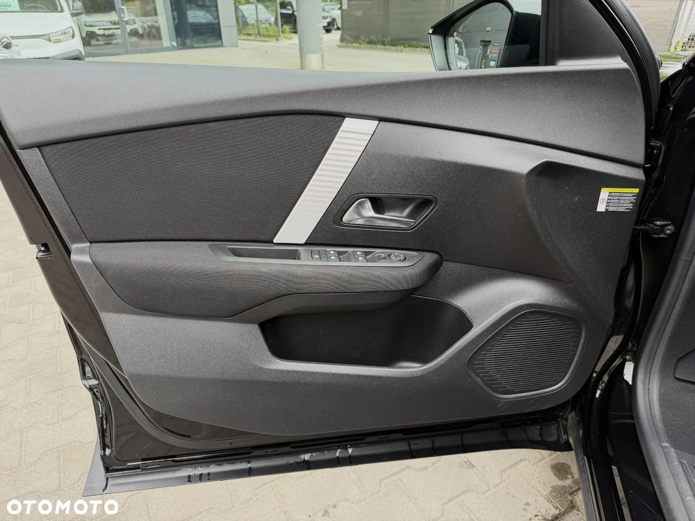 Citroën C4 1.2 PureTech Plus S&S EAT8 - 12