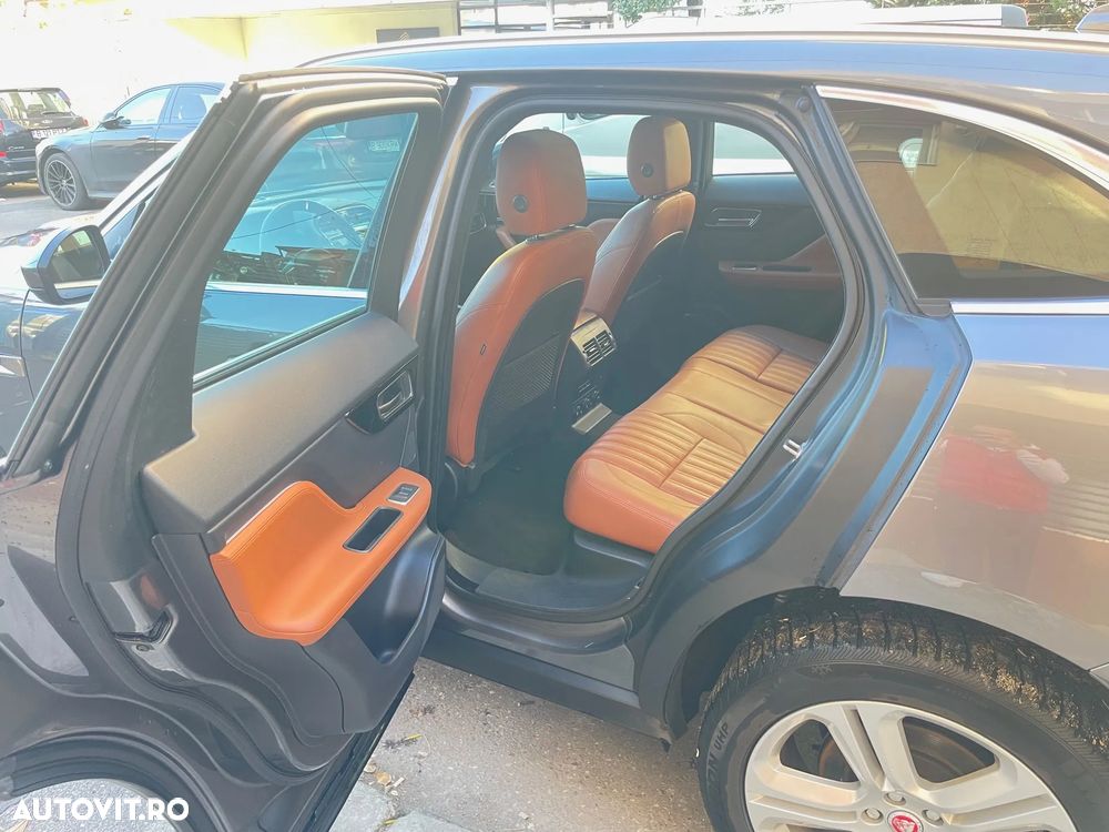Jaguar F-Pace 30d AWD R-Sport - 13