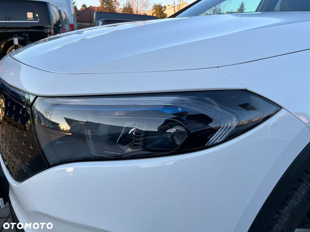 Mercedes-Benz EQA - 33