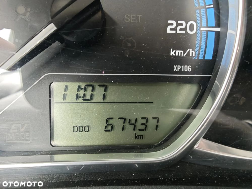 Toyota Yaris Hybrid 100 Premium EU6 - 12