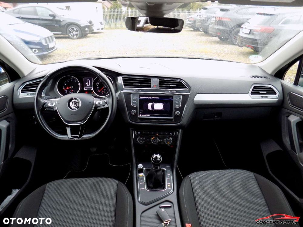 Volkswagen Tiguan - 21