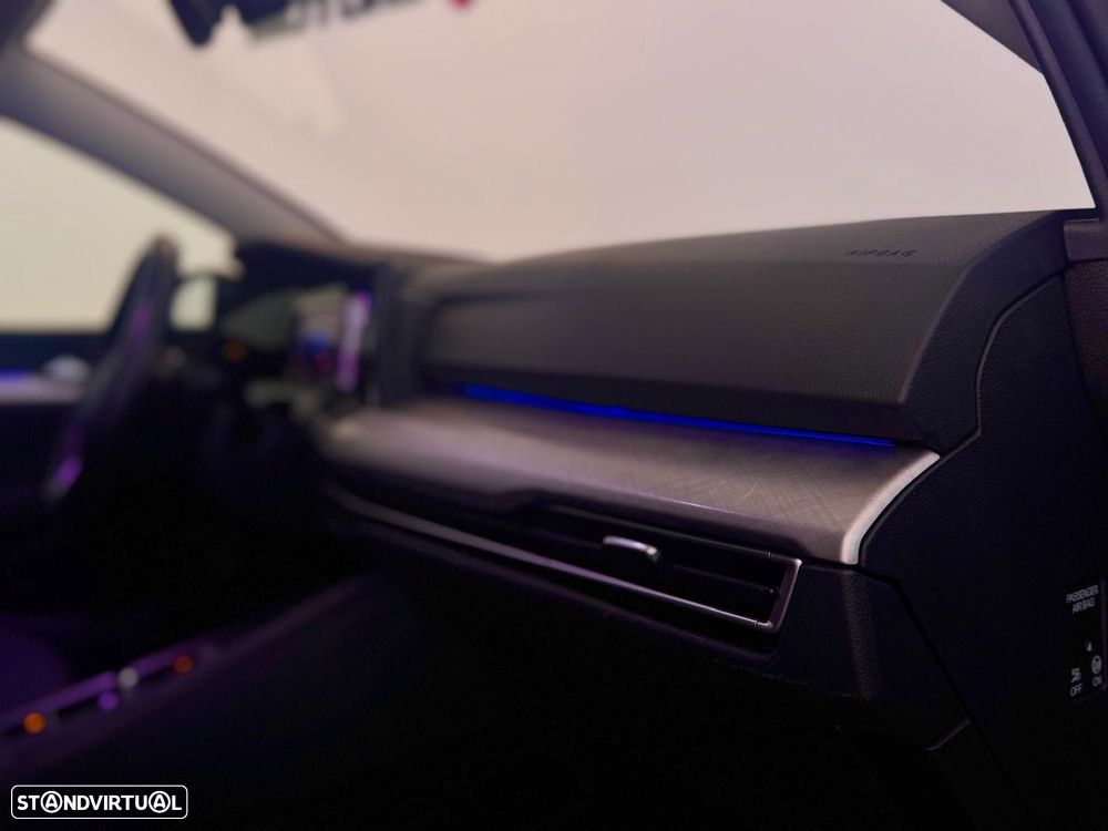 VW Golf Variant 1.5 eTSI Life DSG - 13