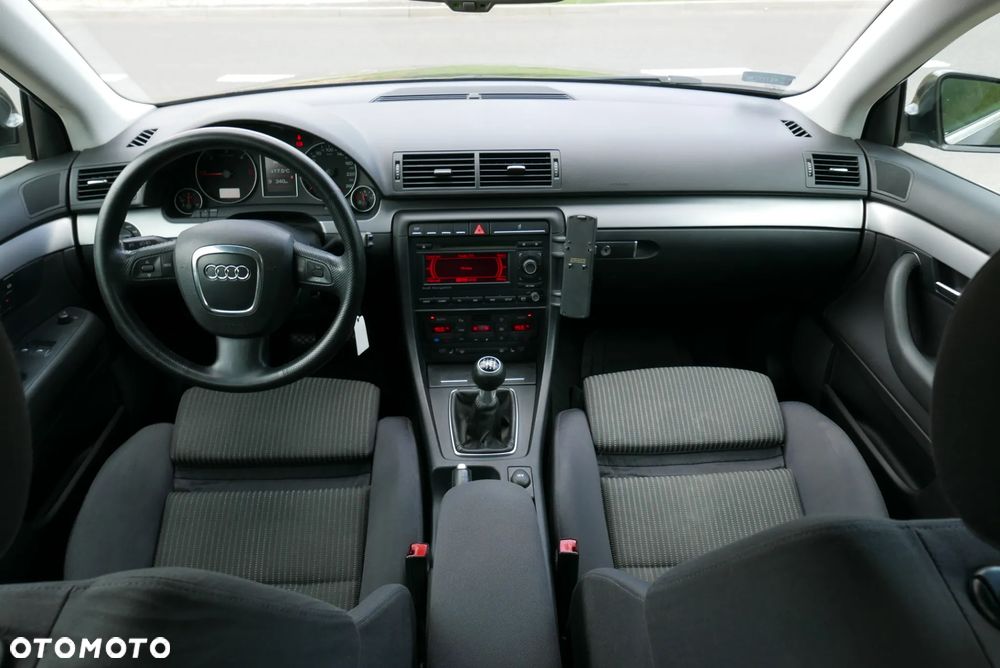 Audi A4 Avant - 21