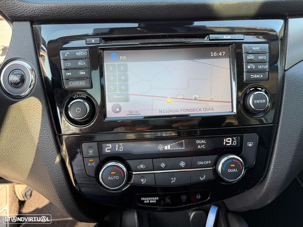 Nissan Qashqai 1.5 dCi N-Connecta 18 - 25